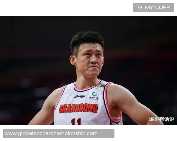 周鹏：从篮球场上的拼搏者到生活中的励志榜样之路